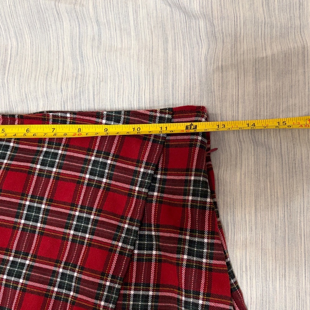 Hollister Plaid Mini Skirt Duo in Red and Black - Picture 7 of 9